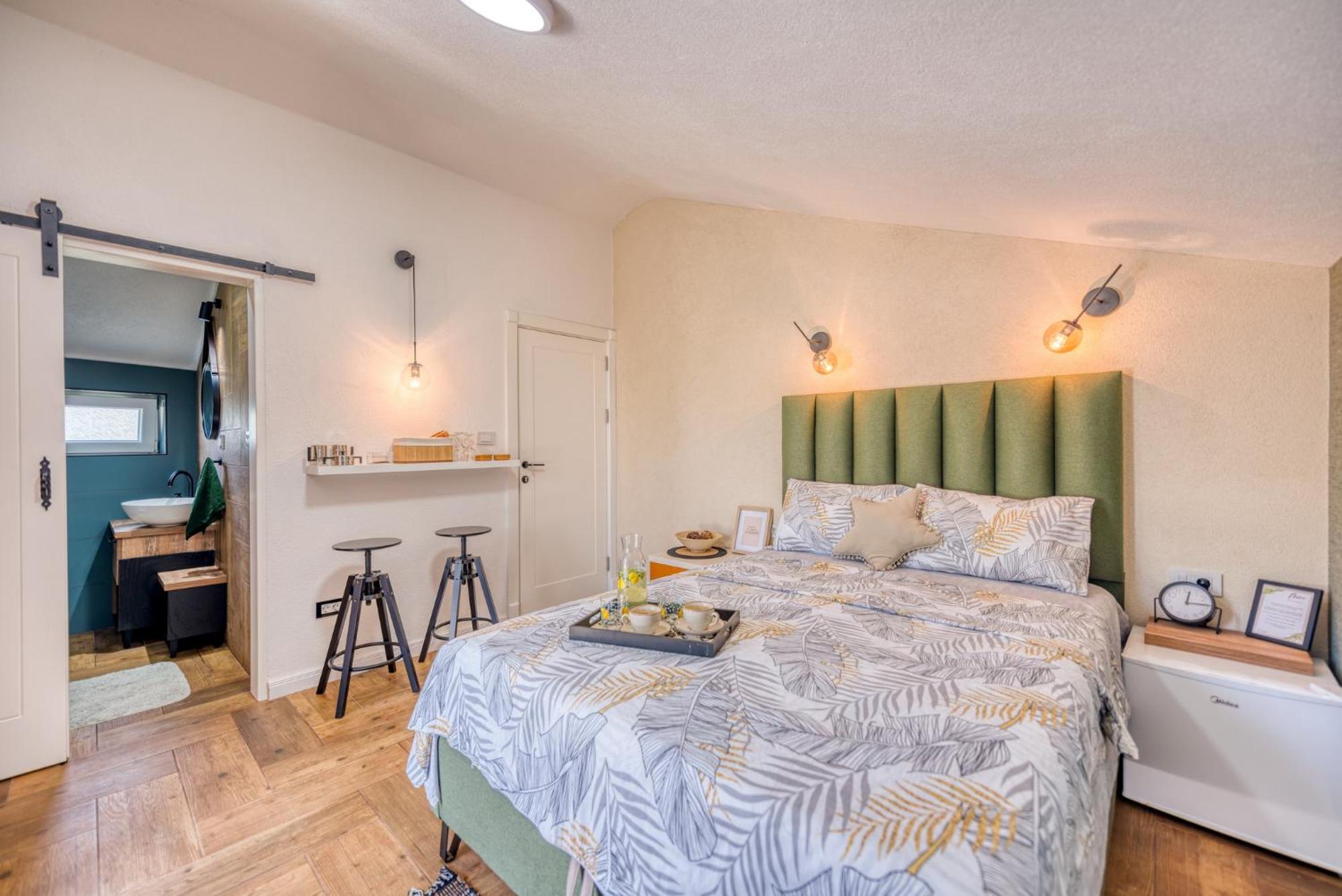 Miro Guesthouse Tivat Chambre photo
