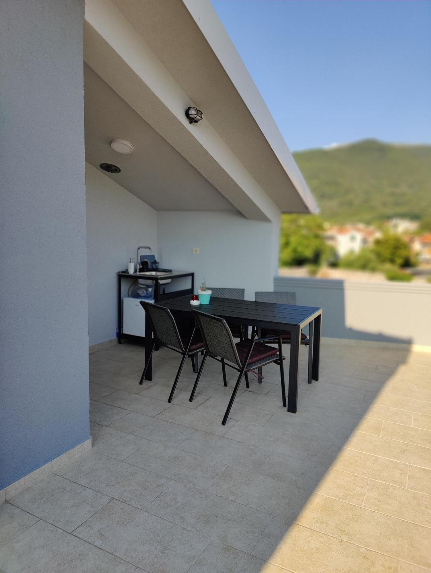 Miro Guesthouse Tivat Extérieur photo