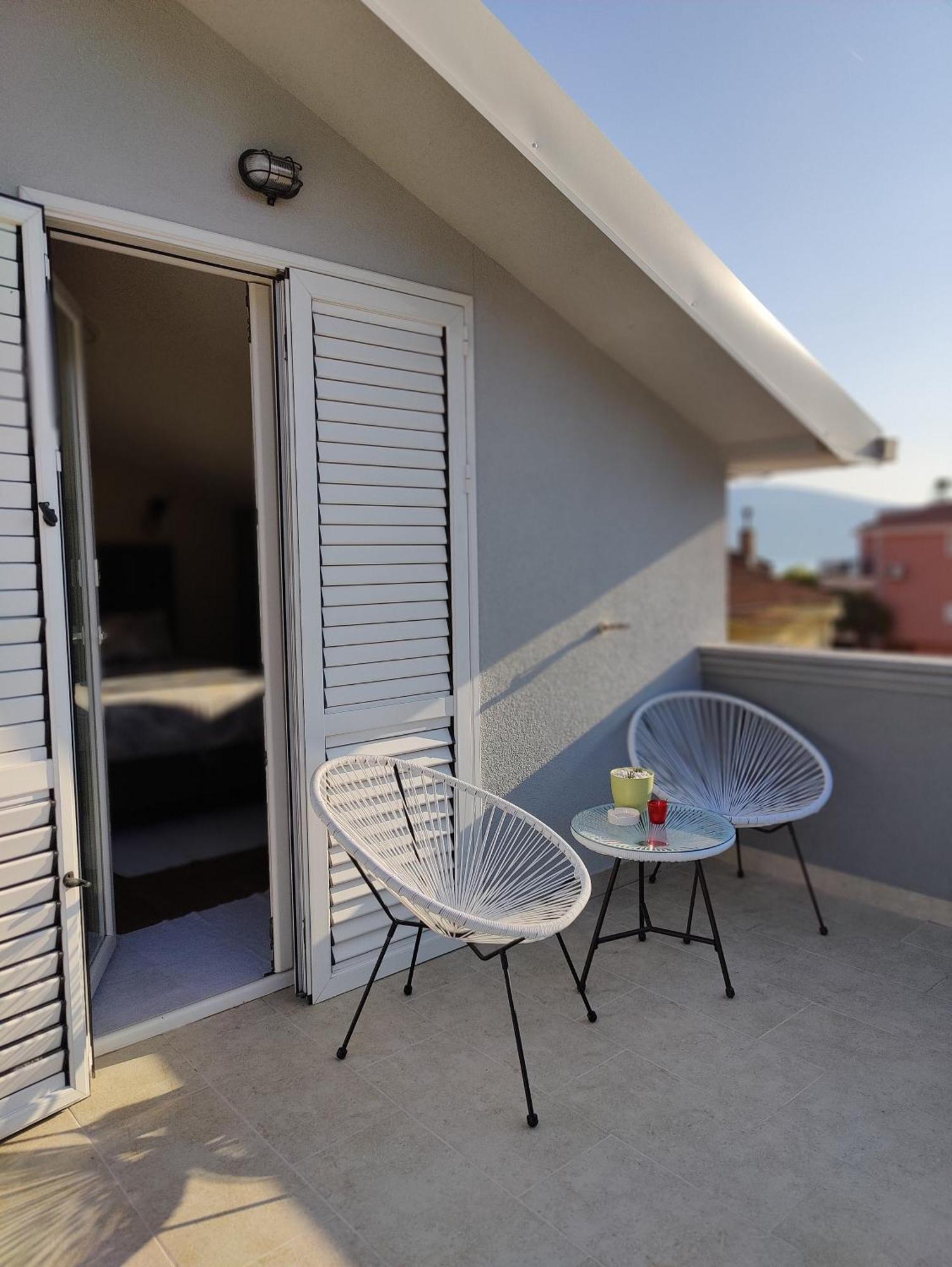 Miro Guesthouse Tivat Extérieur photo